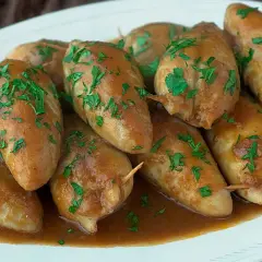 Receta irresistible de calamares rellenos de gambas que sorprenderán