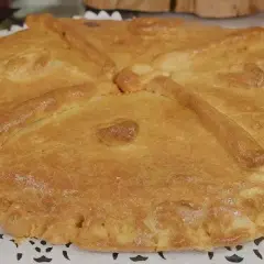 Deliciosa empanada de pisto y atún: receta fácil y rápida para disfrutar