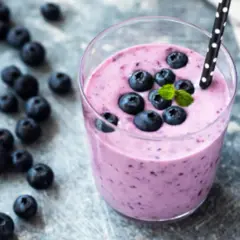 Deliciosos batidos de fruta y leche que mejoran tu salud diaria