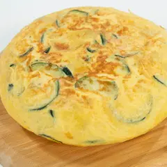 Tortilla de patatas y calabacín sin freír: receta saludable y fácil