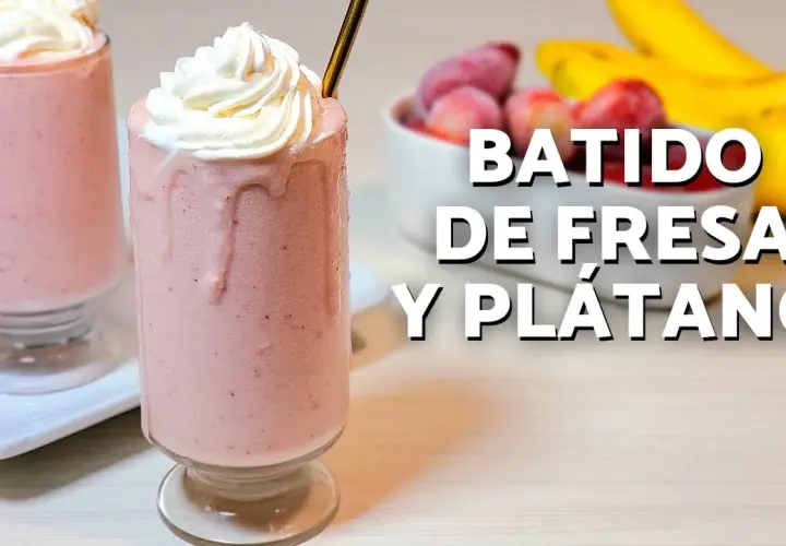 Delicioso batido de fresa y plátano y yogur para una vida saludable