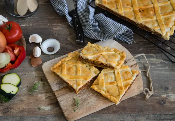 Empanada de carne picada y verduras: receta fácil y deliciosa