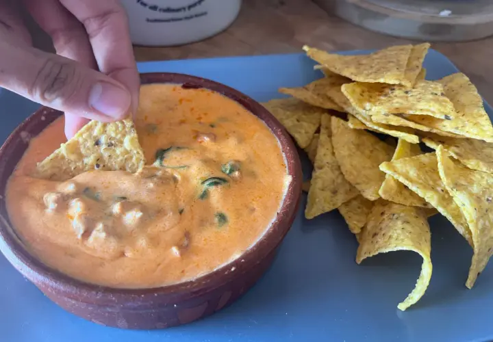 Salsa de queso para nachos VIPS: receta irresistible y fácil de preparar