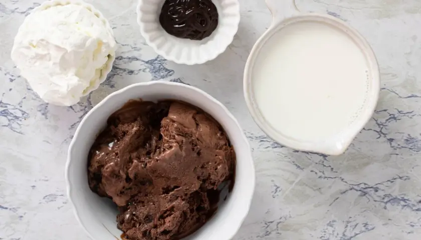 Receta de batido de chocolate cremoso que no podrás resistir