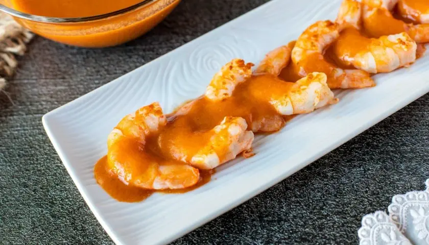 Cómo preparar salsa americana con cabezas de gambas para realzar sabores