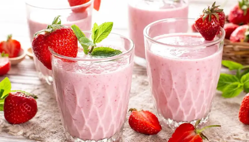 Cómo hacer batido de fresa delicioso y saludable en minutos