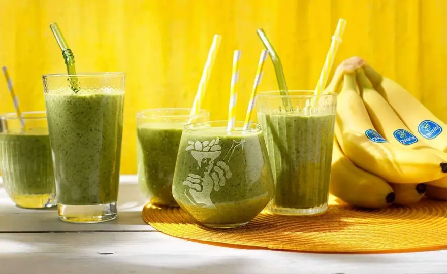 Beneficios del batido de espinacas y plátano para tu salud diaria