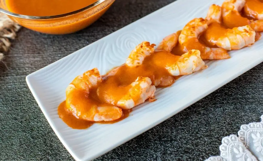 Cómo preparar salsa americana con cabezas de gambas para realzar sabores
