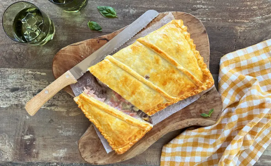 Receta fácil de empanada jamón y queso que no podrás resistir
