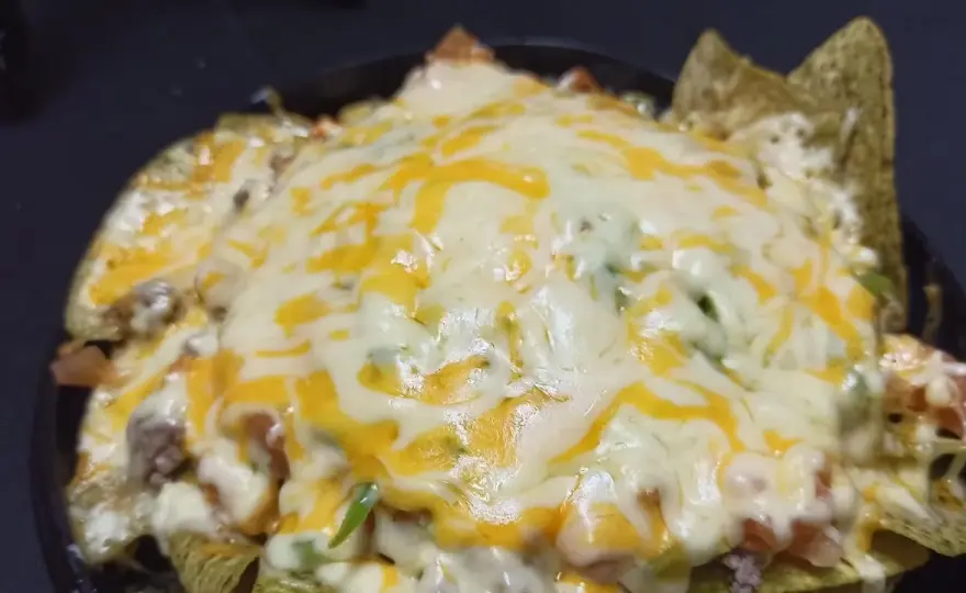 Cómo preparar nachos con queso en microondas en solo 5 minutos