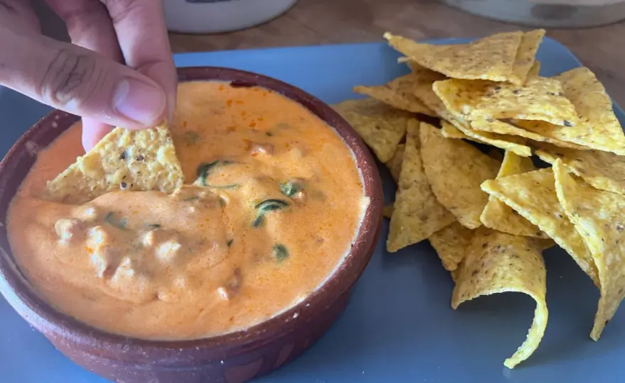 Salsa de queso para nachos VIPS: receta irresistible y fácil de preparar