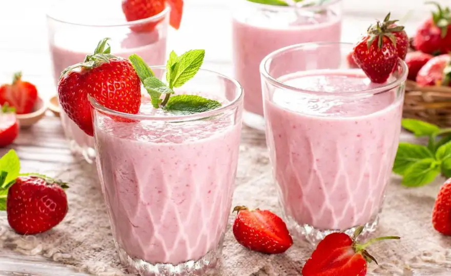 Cómo hacer batido de fresa delicioso y saludable en minutos